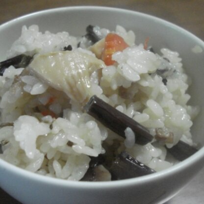 山菜ご飯大好きです

麺つゆラブな我が家にぴったりのレシピをサンキュ～♪